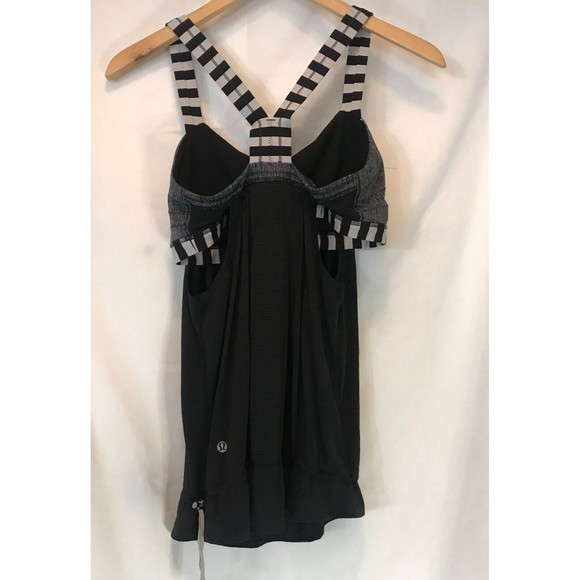Lululemon Rest Less Tank. Black Apex Stripe Built In Bra size 8 - Picture 5 of 9